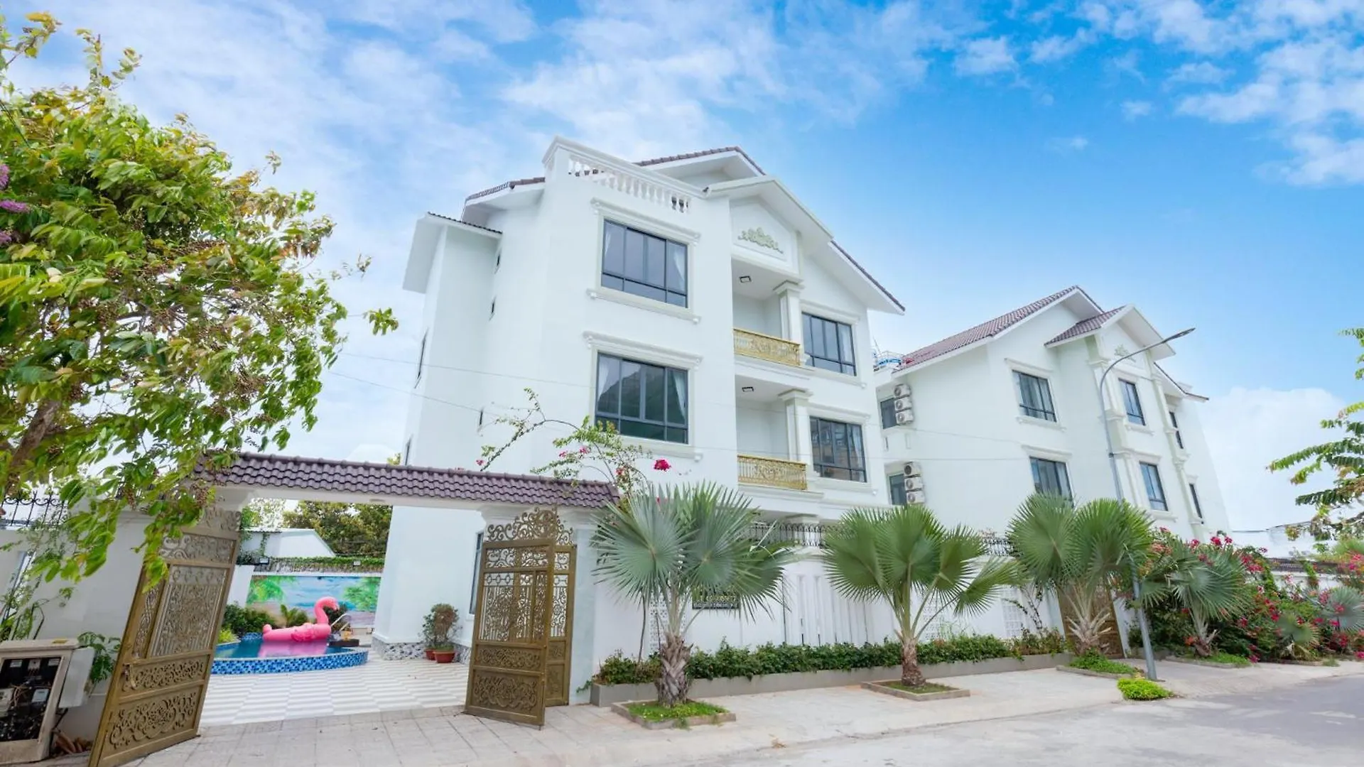 Hoang My Villa - 12 Phong Ngu - Free Bida Karaoke Thang May 头顿