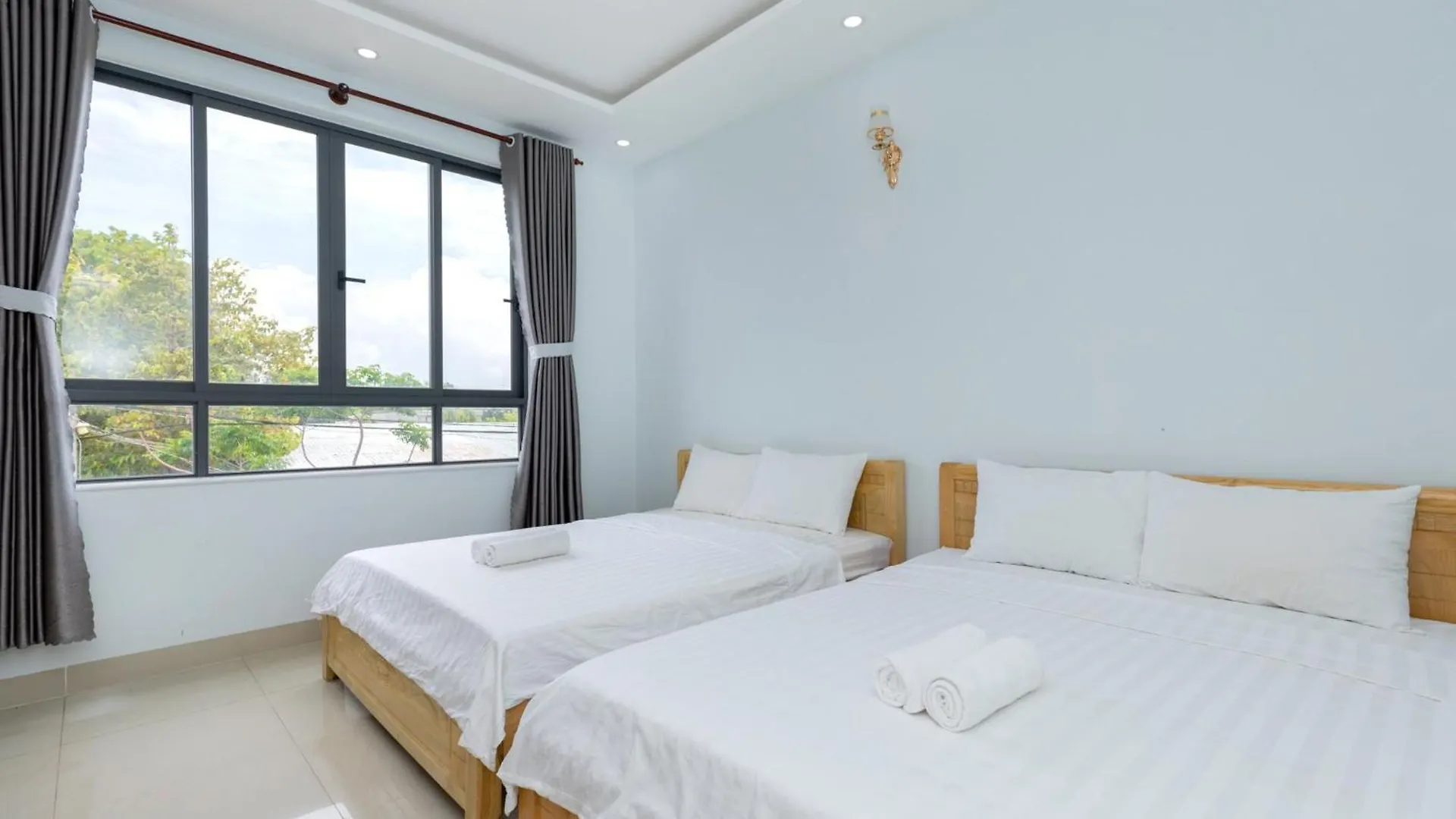 Hoang My Villa - 12 Phong Ngu - Free Bida Karaoke Thang May 头顿 越南