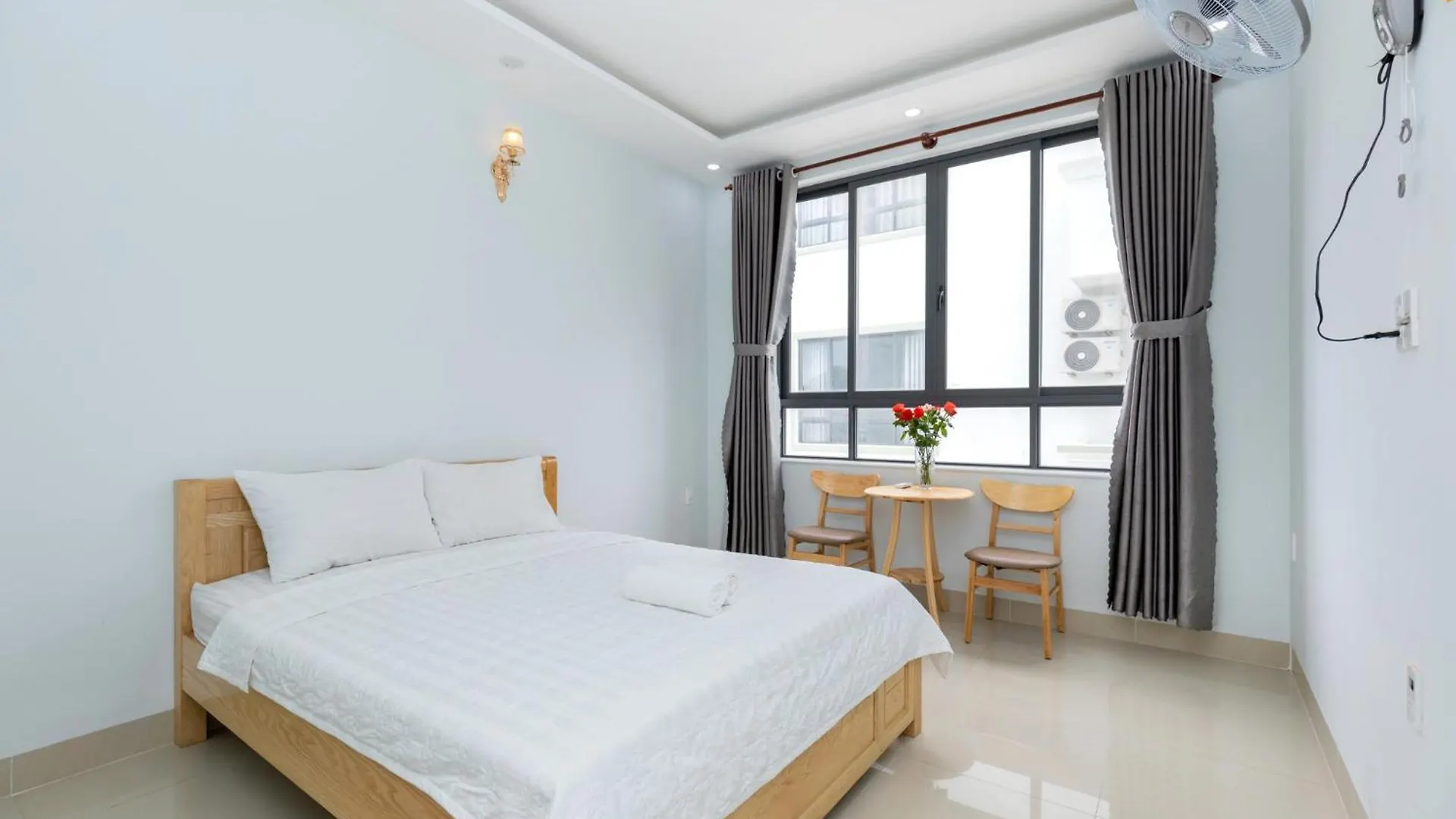 Hoang My Villa - 12 Phong Ngu - Free Bida Karaoke Thang May 头顿 0*,