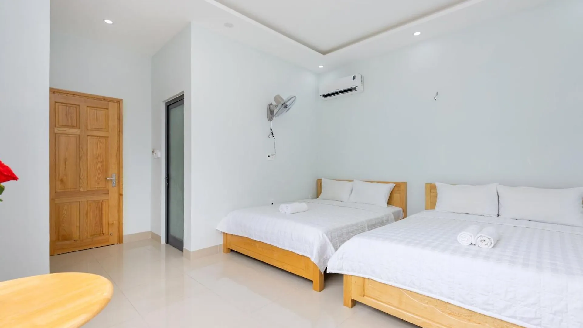 Hoang My Villa - 12 Phong Ngu - Free Bida Karaoke Thang May 头顿